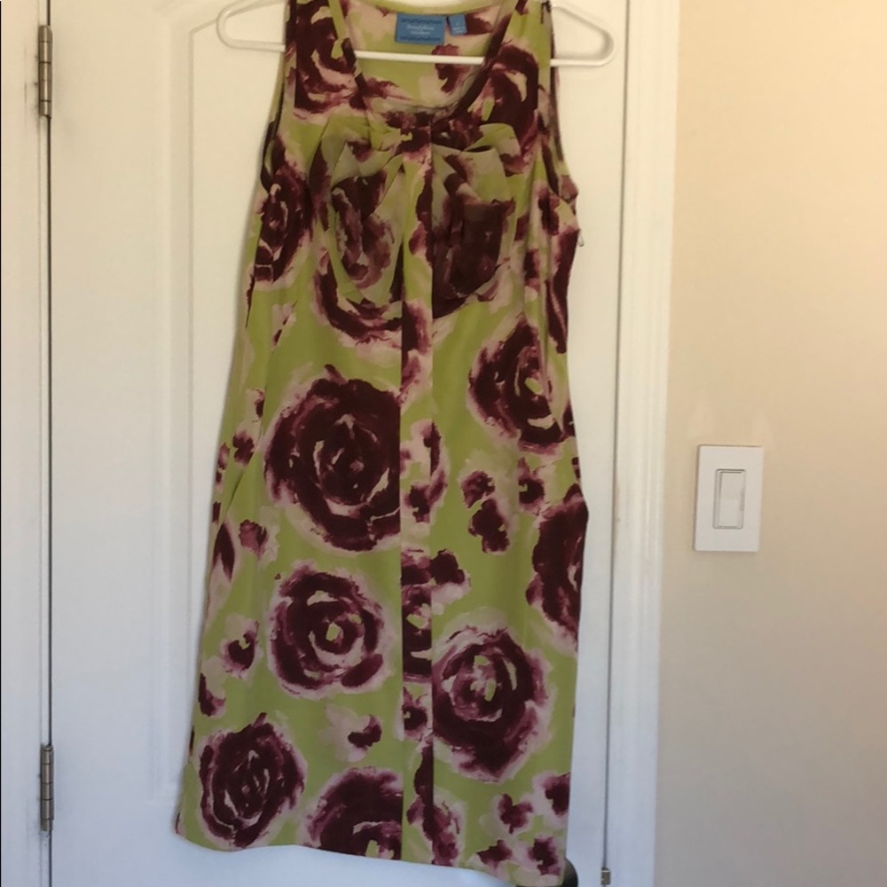 NWOT Simply Vera VERA WANG Sleeveless Spring Dress